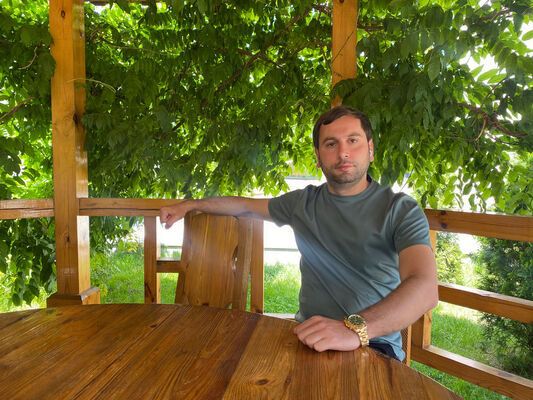  ,   Hovo, 36 ,   ,   