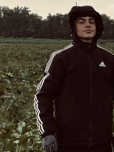  ,   Vaqifh, 21 ,   ,   