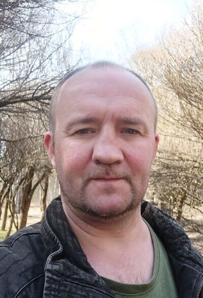  44939018  Dmytro, 48 ,    