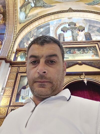  ,   Tiko, 44 ,   ,   