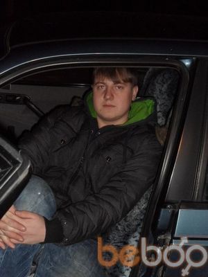  ,   David, 32 ,   ,   , c , 