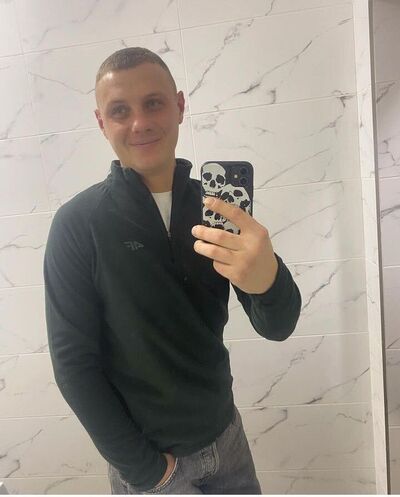  ,   Andriy, 32 ,   ,   