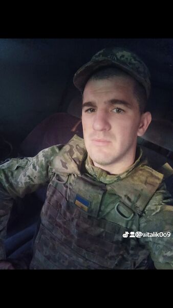  ,   Vitalik, 27 ,   ,   , c , 