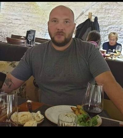  ,   Dmitri, 42 ,   ,   , c , 
