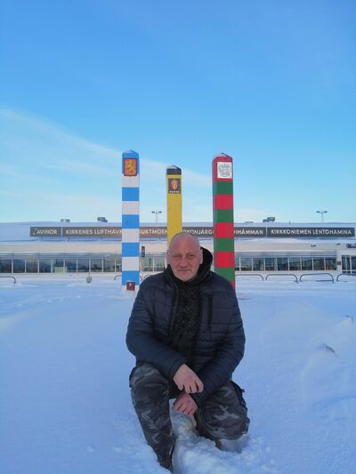  ,   Oleg, 52 ,   ,   