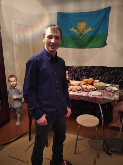  ,   Sergey, 32 ,   ,   