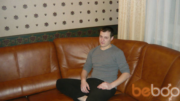  ,   Eugen, 38 ,   