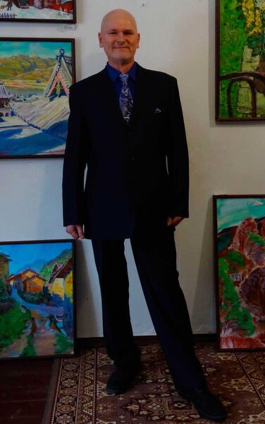  ,   Artist, 64 ,     , c 