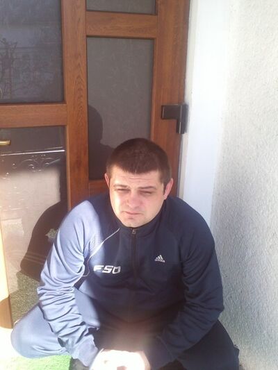  ,   Dima, 41 ,  