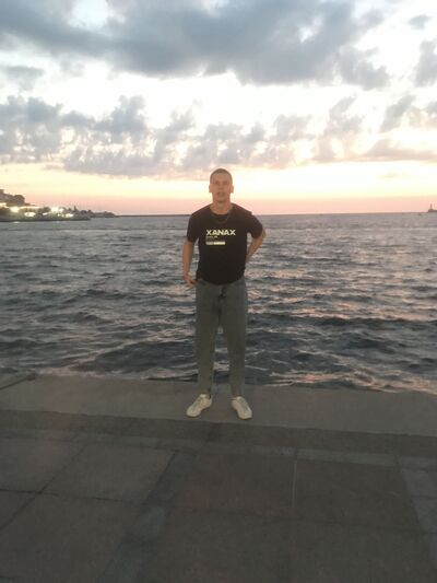  ,   Valeriy, 22 ,   ,   