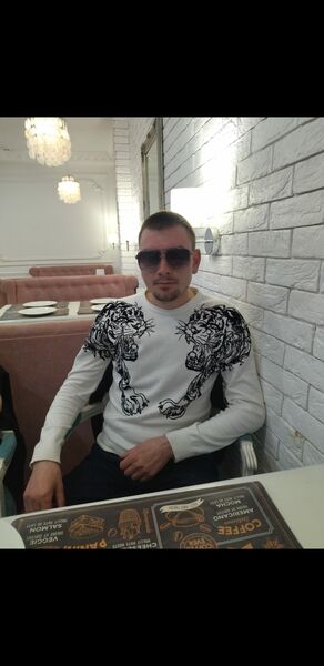  ,   Ruslan, 32 ,   ,   