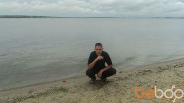  ,   Valik, 42 ,   