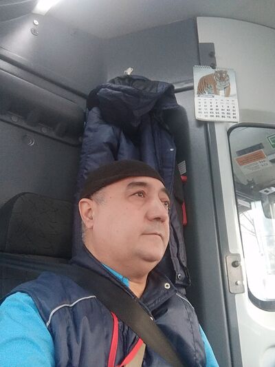  -,   , 52 ,  