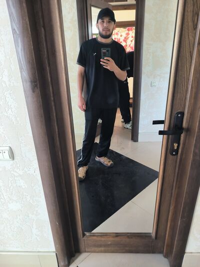  ,   Makon, 26 ,   ,   