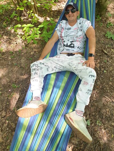   ,   Radik, 40 ,   ,   
