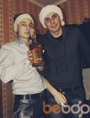  3916188  Bozhok, 32 ,    