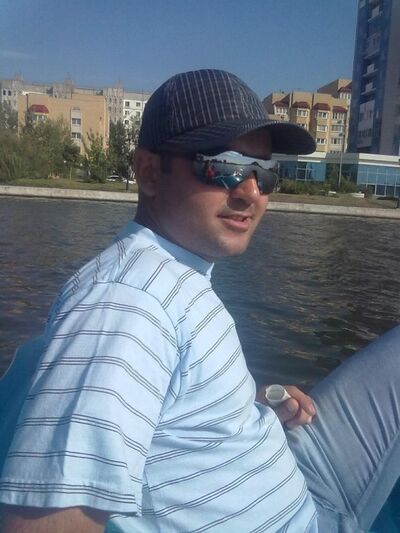  ,   Farid, 42 ,   ,   , c 