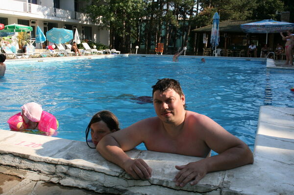  ,   Dimas, 47 ,   ,   , c 