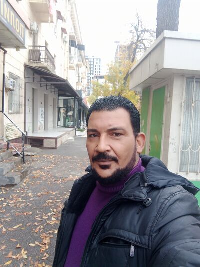  ,   Mohamed, 49 ,   ,   , c , 