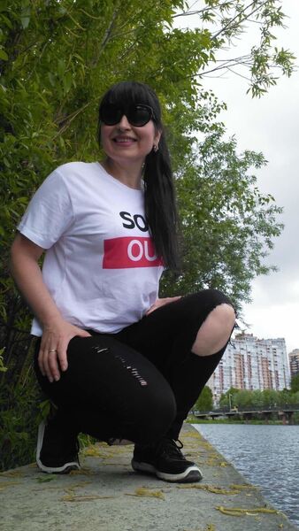  ,   Nina, 52 ,   ,   
