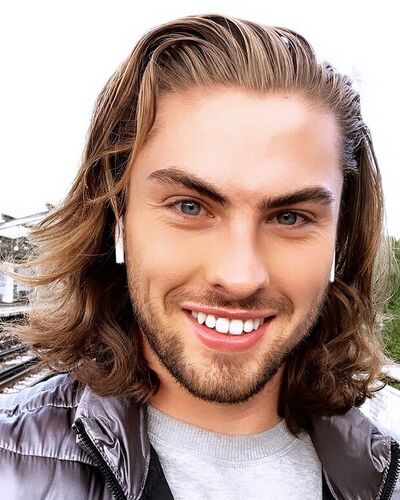  ,   Gio, 29 ,   ,   