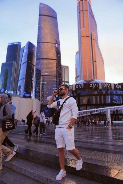  ,   Robert To, 25 ,   ,   