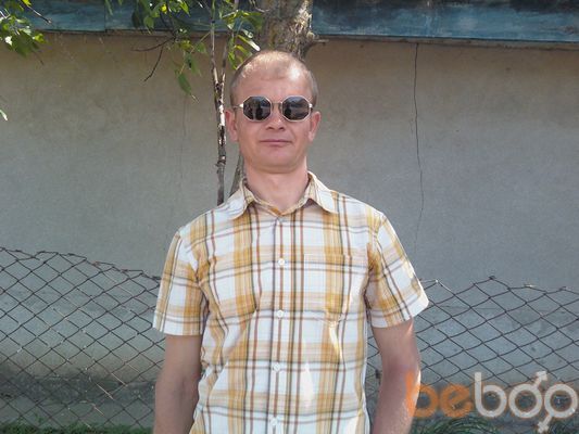  ,   Lon, 46 ,   