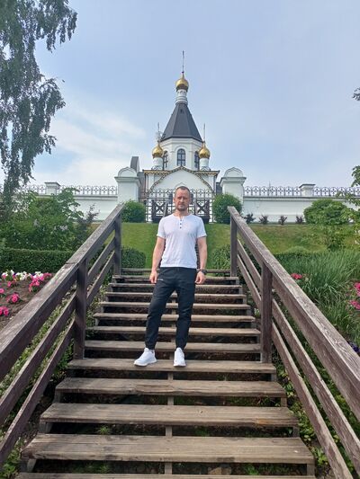  ,   Mihail, 44 ,   ,   