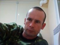  9695578  Aleksei, 44 ,    