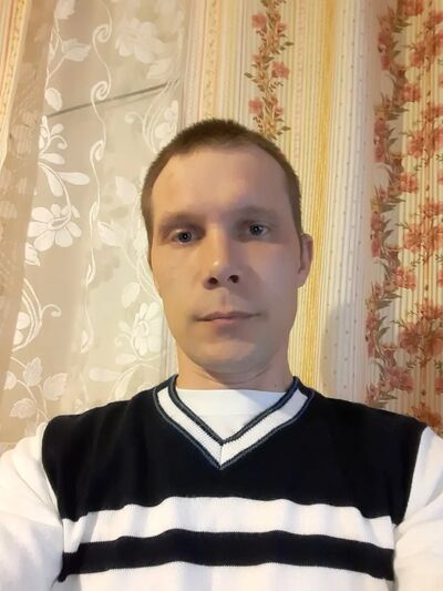  ,   Anatolij, 32 ,   ,   