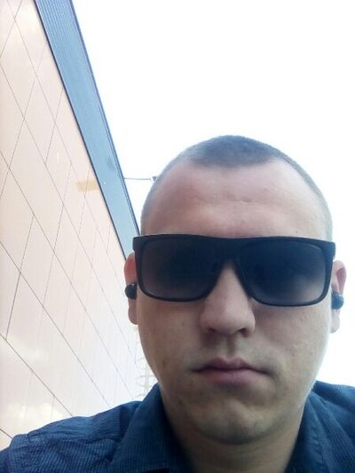  ,   Vladislav, 25 ,   ,   
