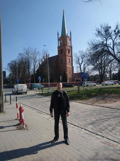  ,   Ruslan, 39 ,   ,   , c 