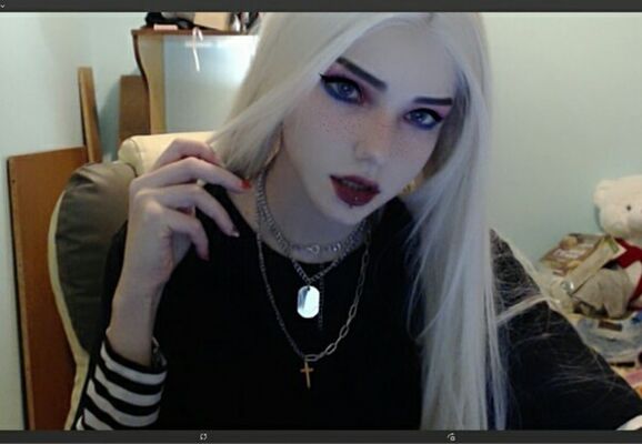  ,   Angel, 23 ,     , c 
