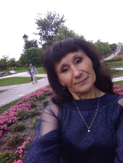  ,   Galina, 62 ,  