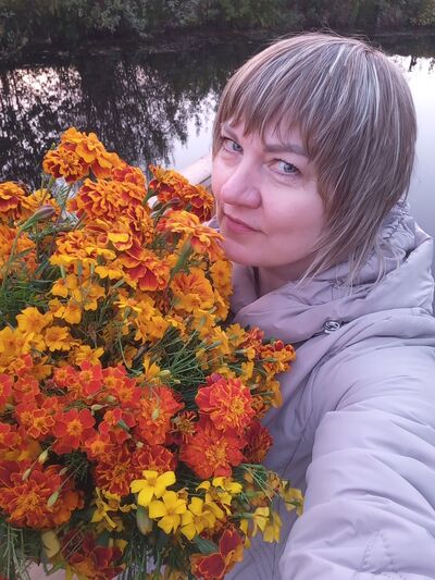  ,   Elena, 54 ,   ,   , c , 