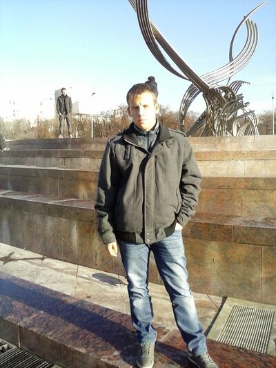 Знакомства Лиски, фото мужчины Степан, 29 лет, познакомится для флирта, любви и романтики, cерьезных отношений