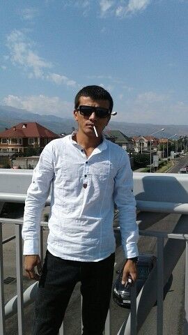  ,   Isfandiyor, 35 ,   