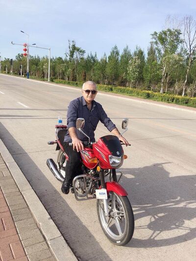  ,   Samvel, 70 ,   c 