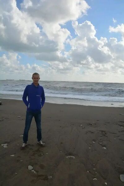  ,   Nikola, 39 ,     , c 