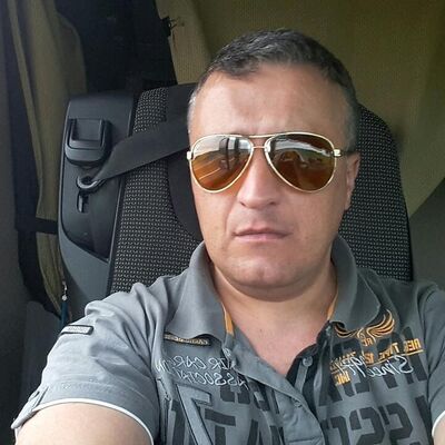  ,   Wlad, 45 ,   