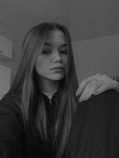  ,   Anastasia, 25 ,   ,   