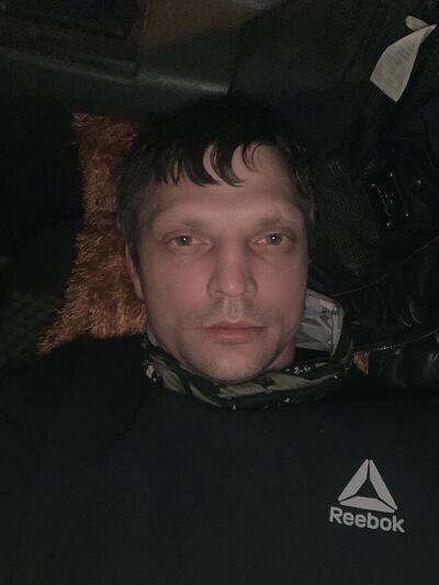  ,   Anton, 35 ,   ,   