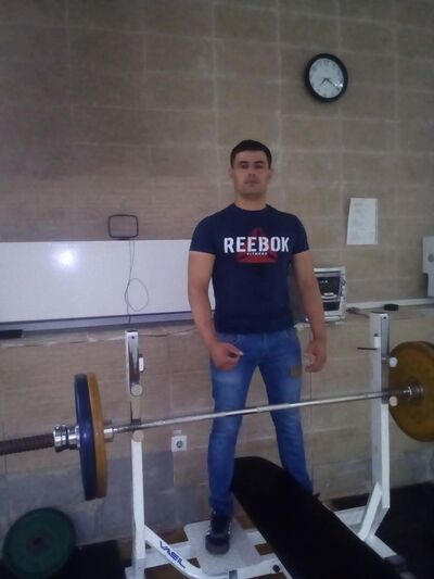  ,   Ali, 35 ,   ,   