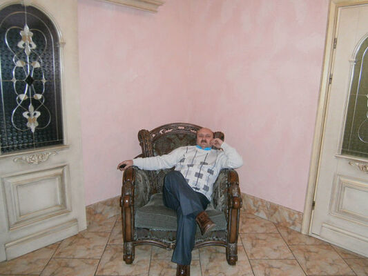  ,   Vasia, 55 ,   