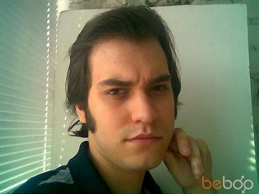  ,   Maikls, 40 ,  