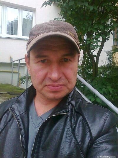  ,   Gena, 54 ,   