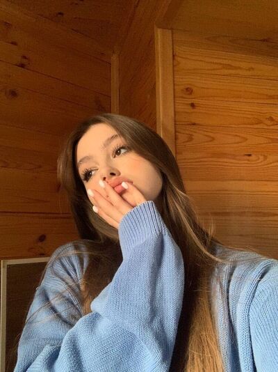 ,   Emira, 21 ,   ,   