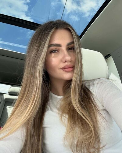  Camovce,   , 27 ,   ,   