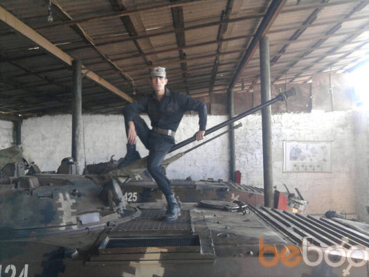  ,   Vahe, 35 ,   