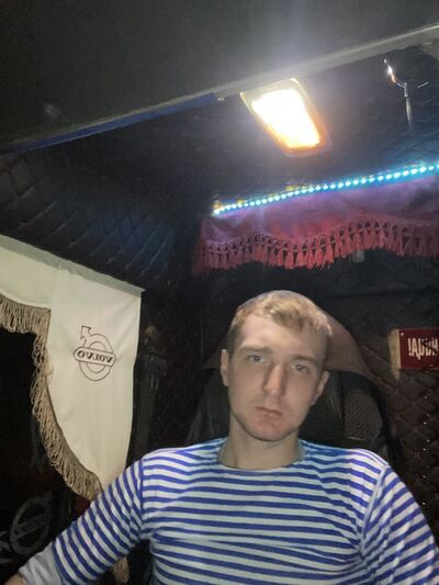  ,   Dmitrii, 26 ,   ,   , c 